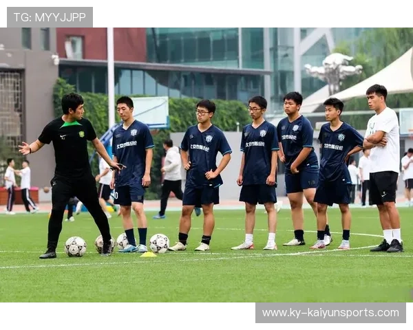 足球青训教练年度评级体系正式实施，足球青训教练年度评级体系正式实施方案